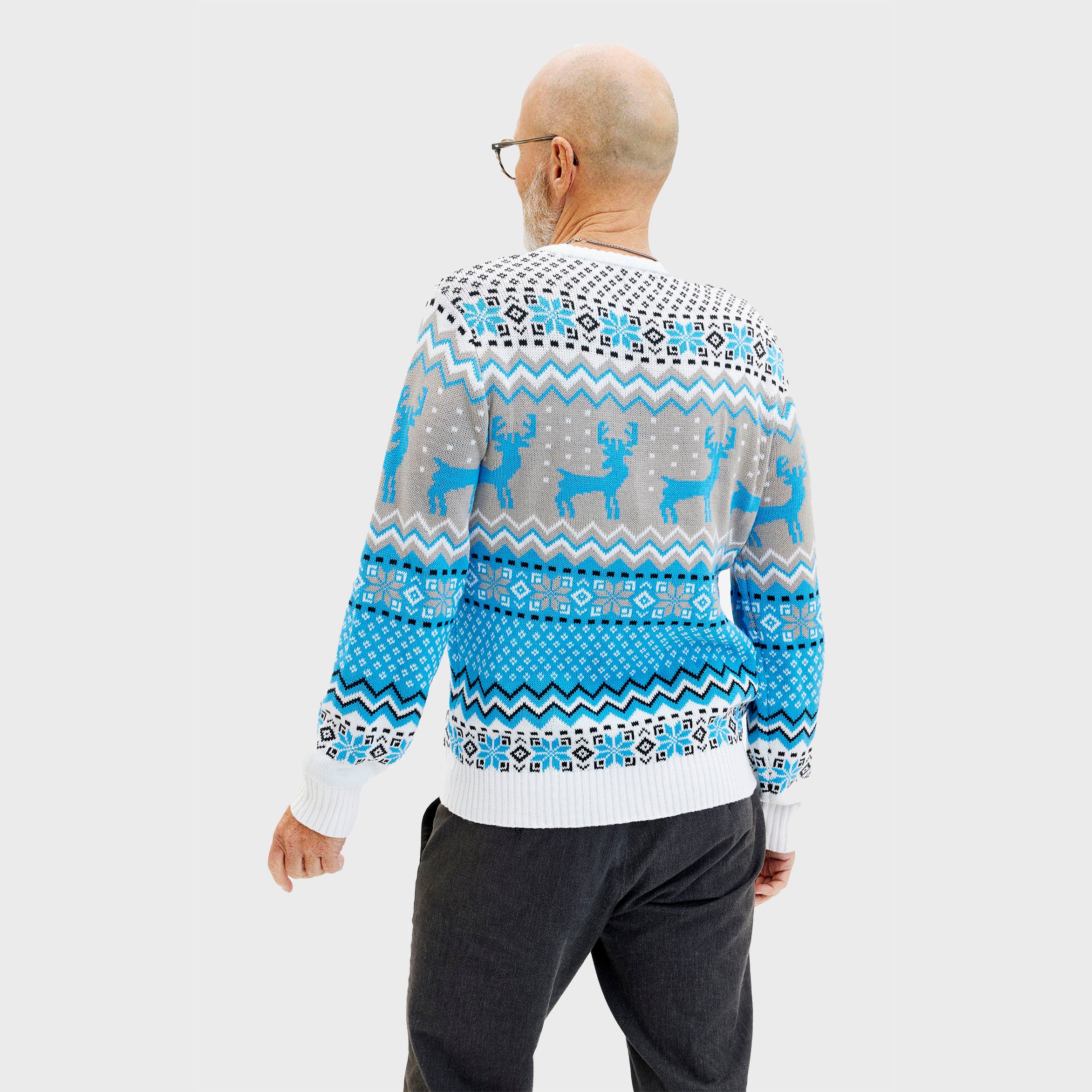 Le Pull De Traditionnel Bleu - Homme
