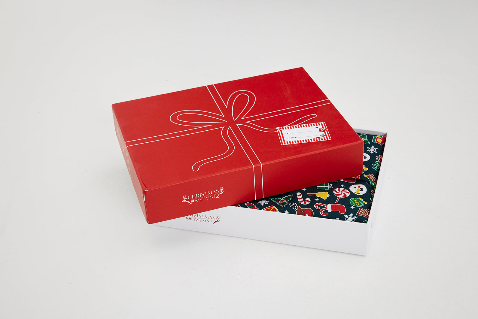 Un paquet rouge ouvert.